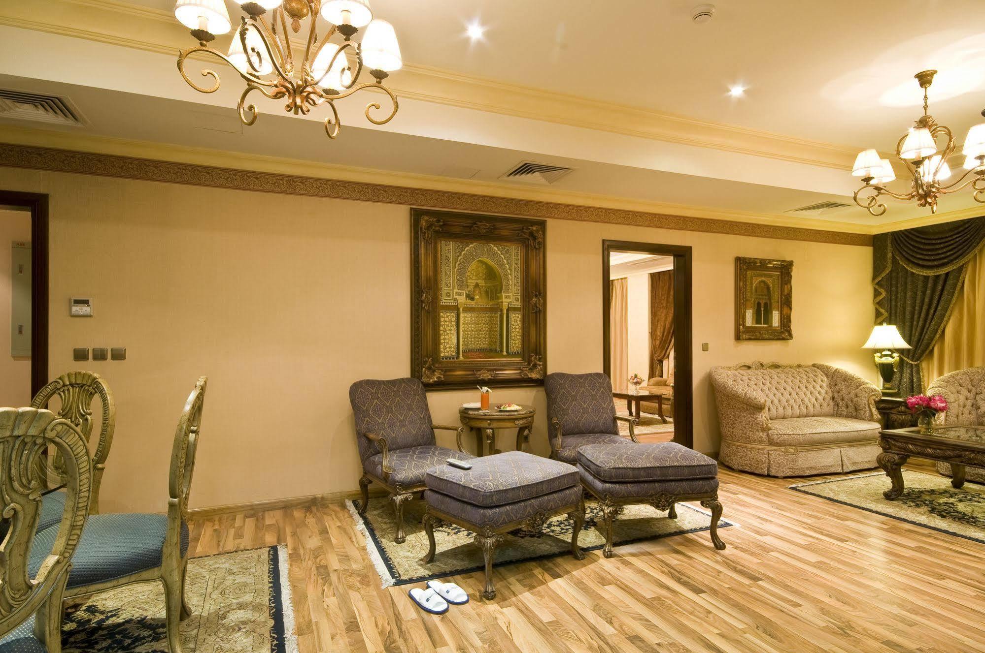 Amjad Royal Suites Hotel Джидда Екстер'єр фото